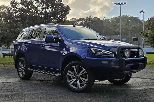 2022 Isuzu MU-X